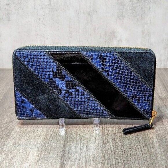 Tory Burch Gemini Link Black & Blue Snakeskin Python Full Zip Continental Wallet